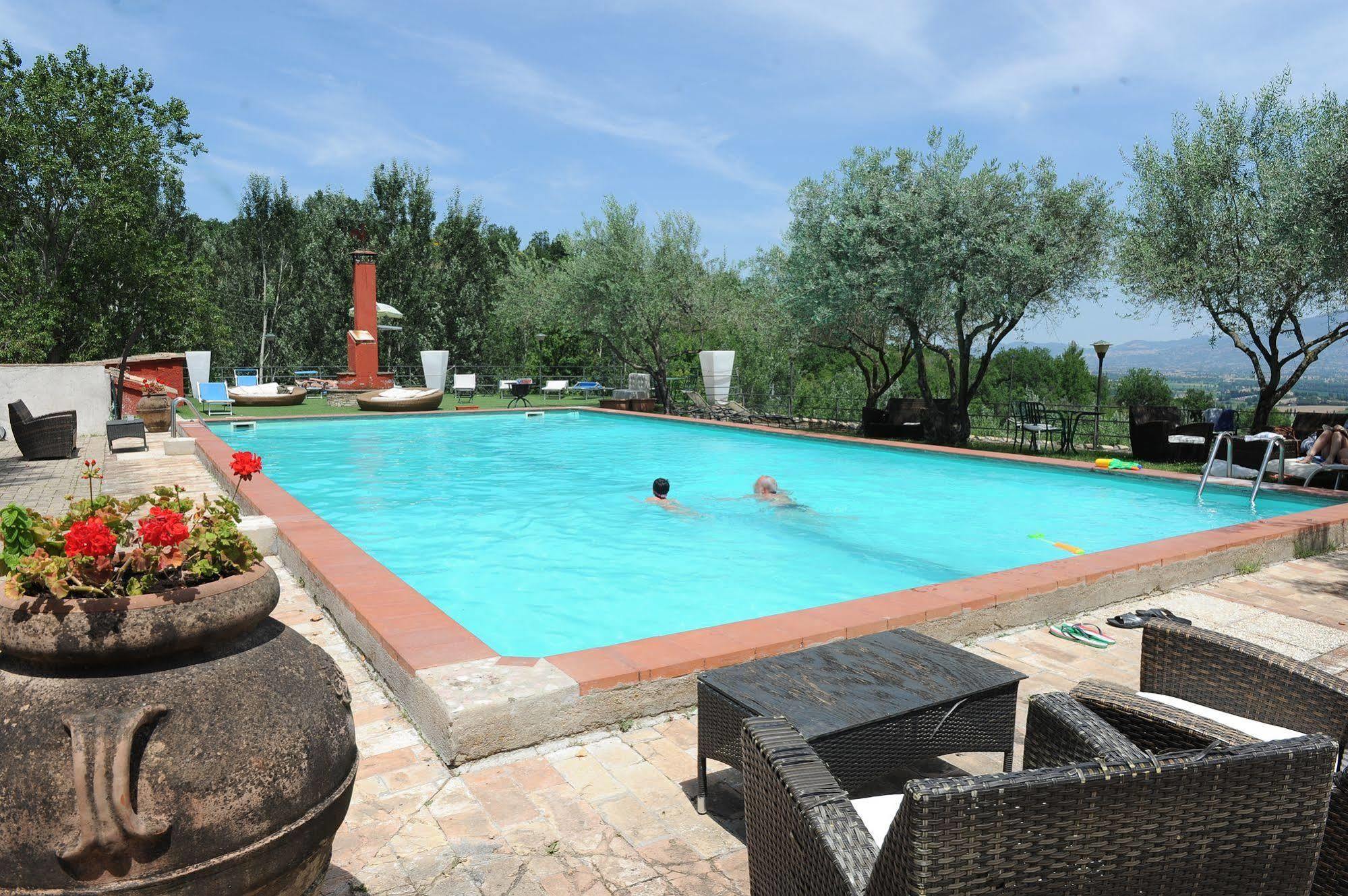 Il Poggio Dei Pettirossi Otel Bevagna Dış mekan fotoğraf