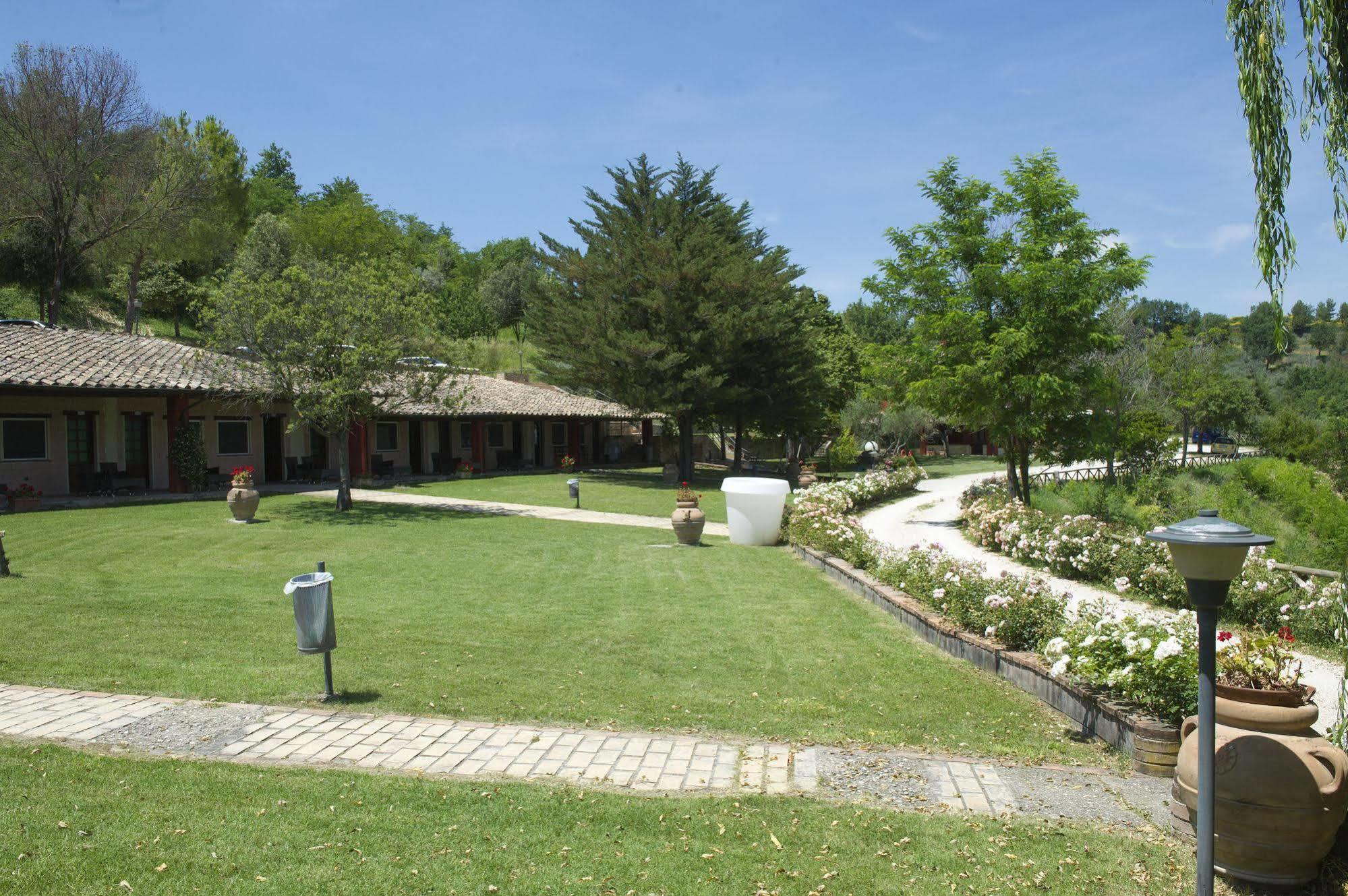 Il Poggio Dei Pettirossi Otel Bevagna Dış mekan fotoğraf